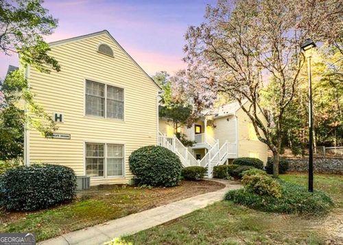 916 Cannongate Xing Sw, Marietta, GA, 30064-4616 | Card Image