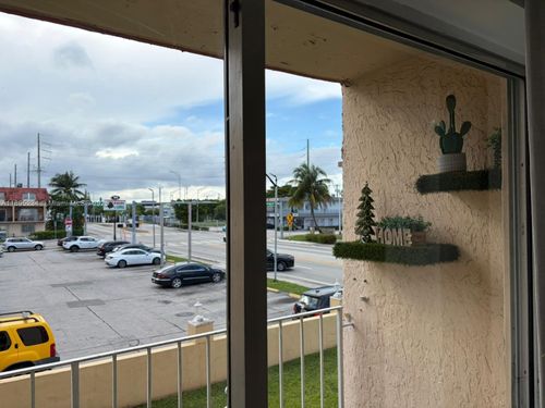 apt-212-6820 W Flagler St, Miami, FL, 33144-2838 | Card Image