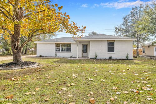 365 Cedar Drive, D'Iberville, MS, 39540 | Card Image