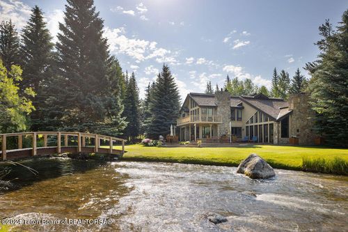 555 S Sandhill Crane Rd, Wilson, WY, 83014-5234 | Card Image