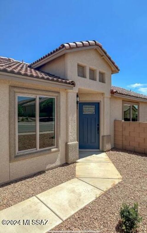 1704 S Tenen Pass Dr, Benson, AZ, 85602-7520 | Card Image