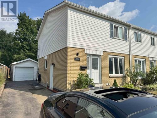 774 Pine St, Sault Ste. Marie, ON, P6B3G1 | Card Image