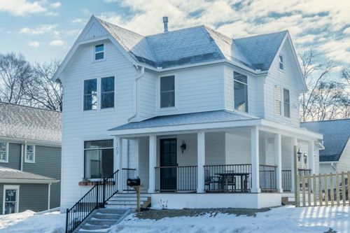 109 Pine St E, Stillwater, MN, 55082-5108 | Card Image