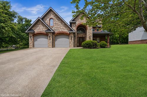 780 E Bryan Ln, Fayetteville, AR, 72701-2260 | Card Image