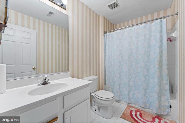 8200 Finchleigh St, Townhouse with 4 bedrooms, 4 bathrooms and null parking in LAUREL MD | Image 9