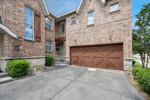 2153 Parkview, Carrollton, TX, 75006-2902 | Card Image