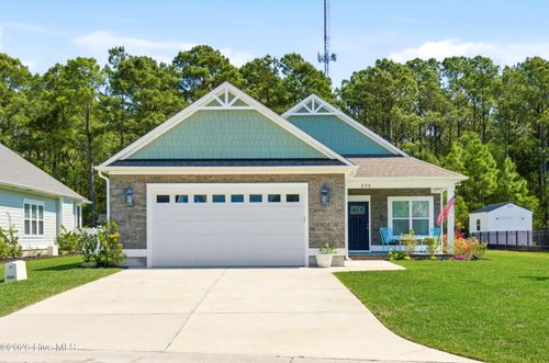 335 Lightning Bug Ln, Holly Ridge, NC, 28445-4602 | Card Image