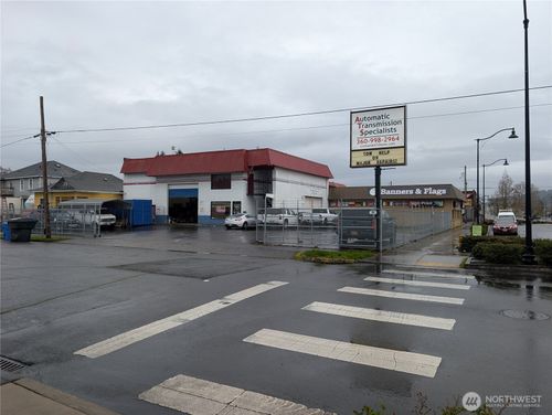 abc-305 W Main St, Kelso, WA, 98626-1354 | Card Image