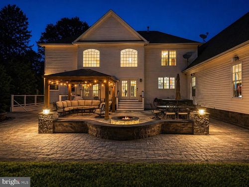 15613 Thoroughfare Rd, Gainesville, VA, 20155-1804 | Card Image