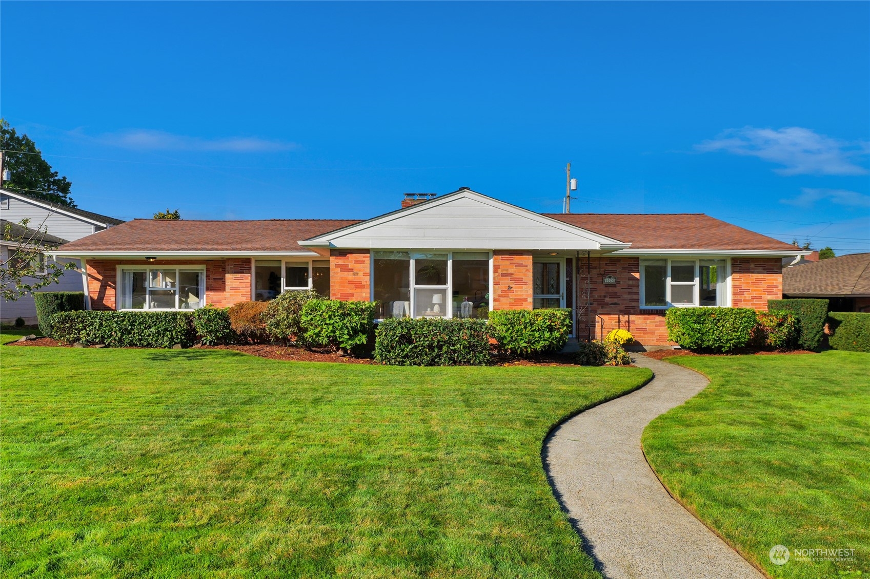Rucker Ave, Everett, WA 98203