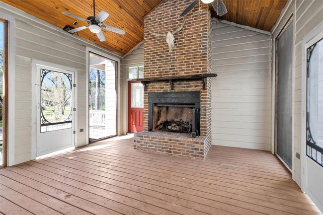 20802 Pecan Bend Rd, House other with 4 bedrooms, 4 bathrooms and 3 parking in Damon TX | Image 35
