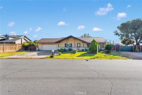 4694 Filly Ln, Jurupa Valley, CA, 92509-3135 | Card Image