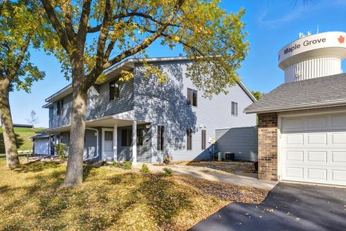 9477 Ranchview Ln N, Maple Grove, MN, 55369-4422 | Card Image