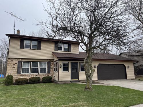 1905 Knuell Street, Manitowoc, WI, 54220 | Card Image