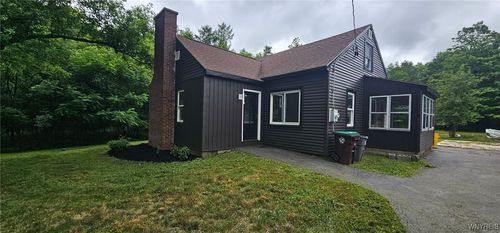 76 Deacon Rd, Orchard Park, NY, 14127-1804 | Card Image