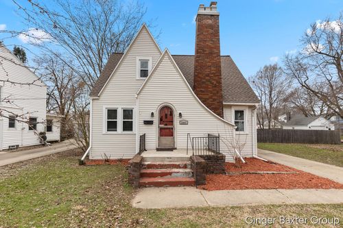 2447 Avon Ave, Wyoming, MI, 49519-2207 | Card Image