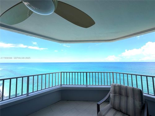 1801-5200 N Ocean Dr, Riviera Beach, FL, 33404-2659 | Card Image