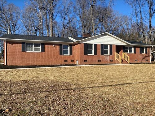 2001 Neelley Rd, Pleasant Garden, NC, 27313-9225 | Card Image