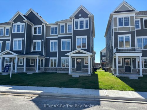 103 Surf Dr, Wasaga Beach, ON, L9Z0L2 | Card Image