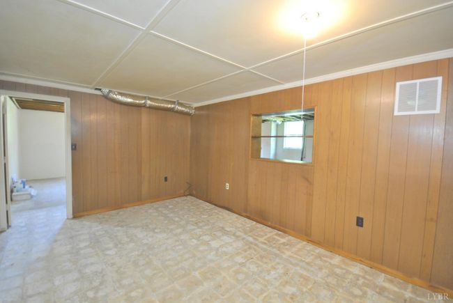 112 Half Moon Ln, House other with 3 bedrooms, 3 bathrooms and null parking in Rustburg VA | Image 39