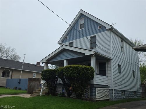 7808 Connecticut Ave, Cleveland, OH, 44105-5906 | Card Image