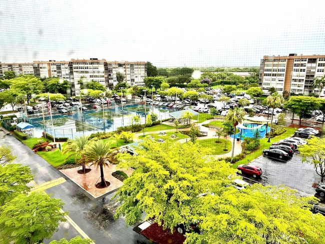 APT-712 - 1100 Saint Charles Pl, Condo with 2 bedrooms, 2 bathrooms and null parking in Pembroke Pines FL | Image 26