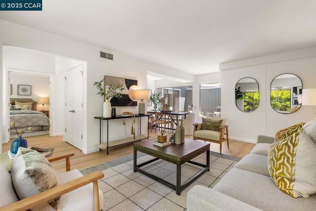 APT-2 - 1129 Leisure Ln, Condo with 2 bedrooms, 1 bathrooms and 1 parking in Walnut Creek CA | Image 4