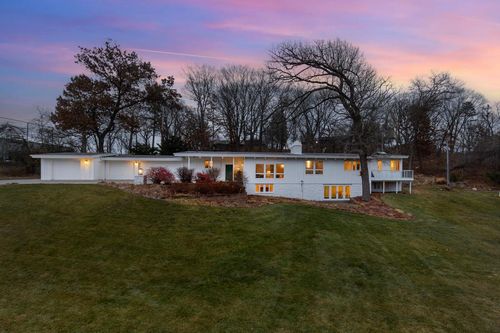 1345 Fairlawn Way, Golden Valley, MN, 55416-3538 | Card Image
