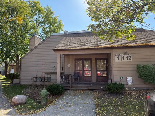 10-3369 Beacon Street, North Chicago, IL, 60064 | Card Image