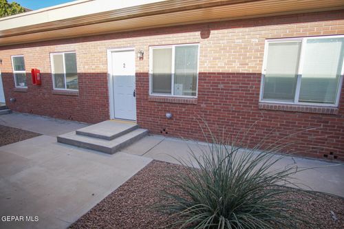 2-2866 Grant Avenue, El Paso, TX, 79930 | Card Image
