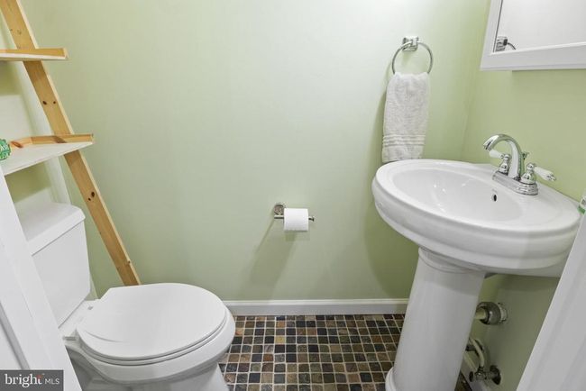 265 Lakeview Dr, House other with 4 bedrooms, 4 bathrooms and null parking in Spring Grove PA | Image 42
