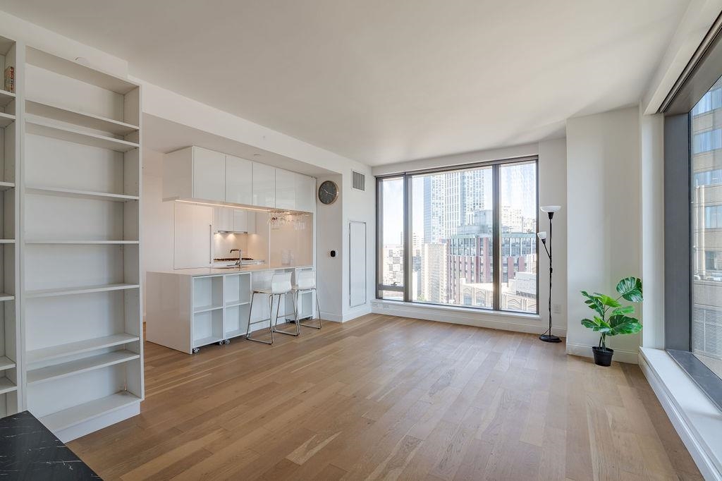 Residential Lease in JC, Downtown