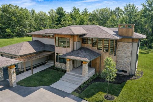 885 N 100 W, Valparaiso, IN, 46385-8522 | Card Image