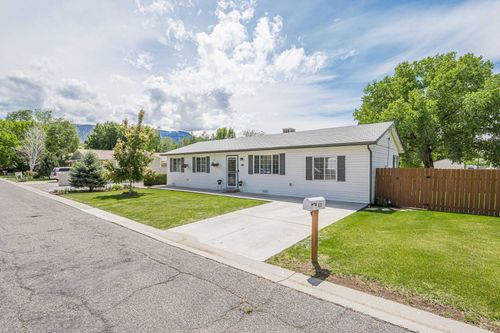 537 Crawford Ln, Palisade, CO, 81526-9785 | Card Image