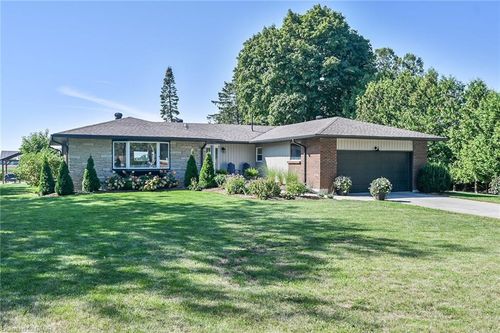 2121 Golf Club Rd, Hannon, ON, L0R1P0 | Card Image