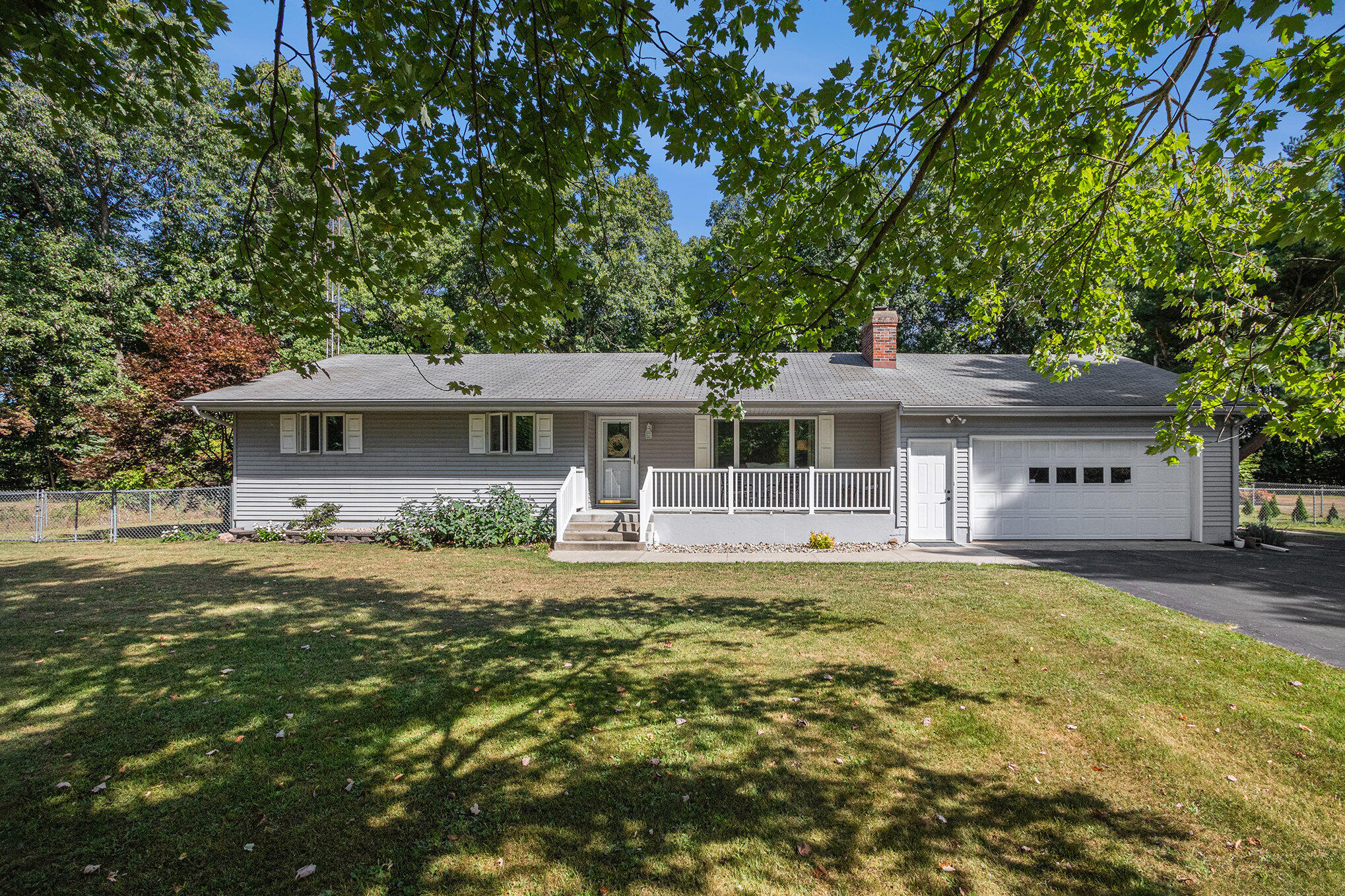 Harger Ave, Niles, MI 49120