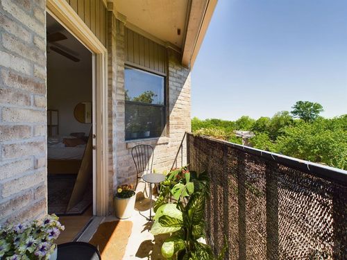 311-2818 Nueces St, Austin, TX, 78705-3742 | Card Image