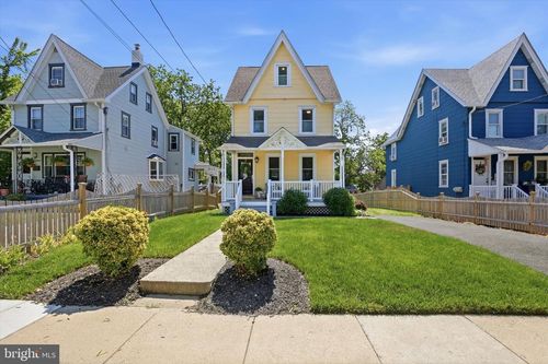 136 Greenwood Ave, AMBLER, PA, 19002-4705 | Card Image