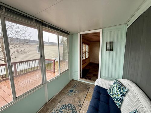 277 W Glengarry Ct, Highland, MI, 48357-3619 | Card Image