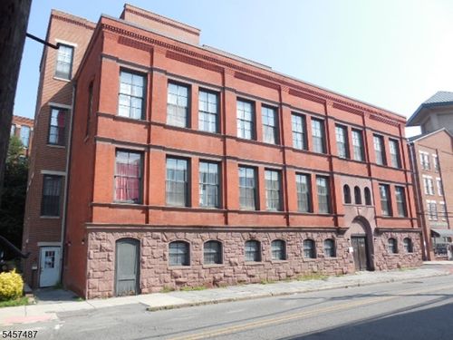 301-18 Market St, Paterson, NJ, 07501-1721 | Card Image