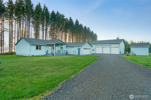 47 Willapa Sands Ln, South Bend, WA, 98586-9077 | Card Image