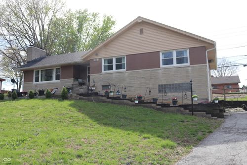1266 Morgantown Rd, Greenwood, IN, 46142-8914 | Card Image