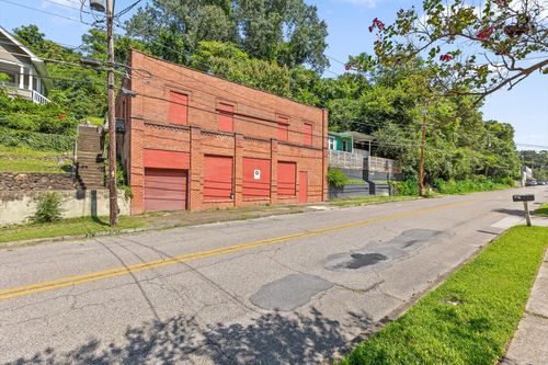 327 Tremont St, Chattanooga, TN, 37405-4180 | Card Image