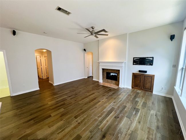 2503 Grizzly Run Ln, House other with 3 bedrooms, 2 bathrooms and null parking in Euless TX | Image 10