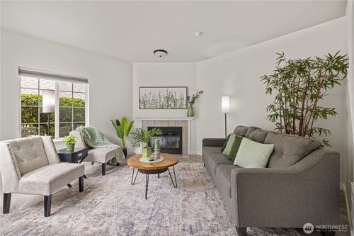 apt-k141-10909 Avondale Rd Ne, Redmond, WA, 98052-7238 | Card Image