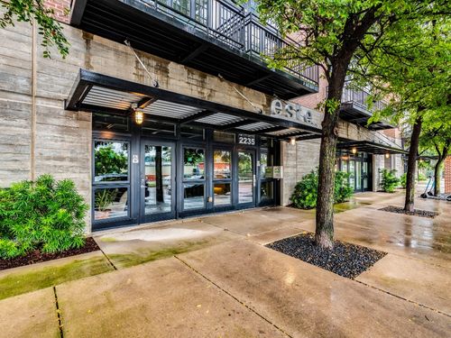 apt-302-2235 E 6th St, Austin, TX, 78702-3449 | Card Image