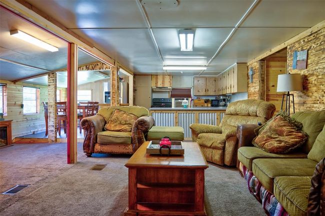 567 S Caney Loop, Home with 4 bedrooms, 2 bathrooms and 2 parking in Chester TX | Image 10
