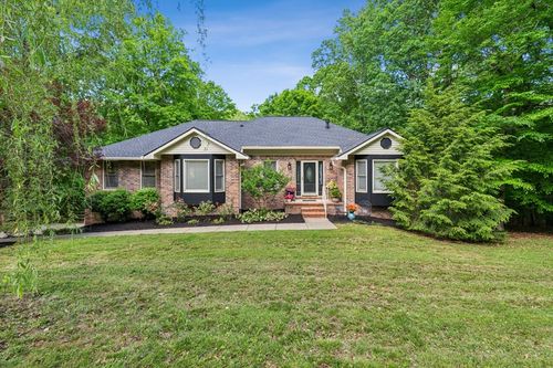 1001 Red Oak Dr, Greenbrier, TN, 37073-4661 | Card Image