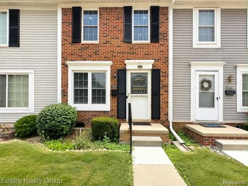 36826 Park Place Dr, Sterling Heights, MI, 48310-4227 | Card Image