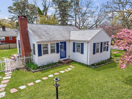 1 Gilbert Rd, Dennis, MA, 02639 | Card Image
